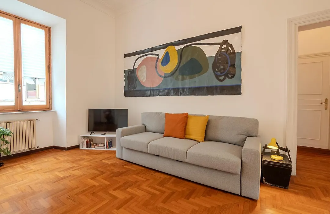 Casa Lucrezio Saint Peter's-1